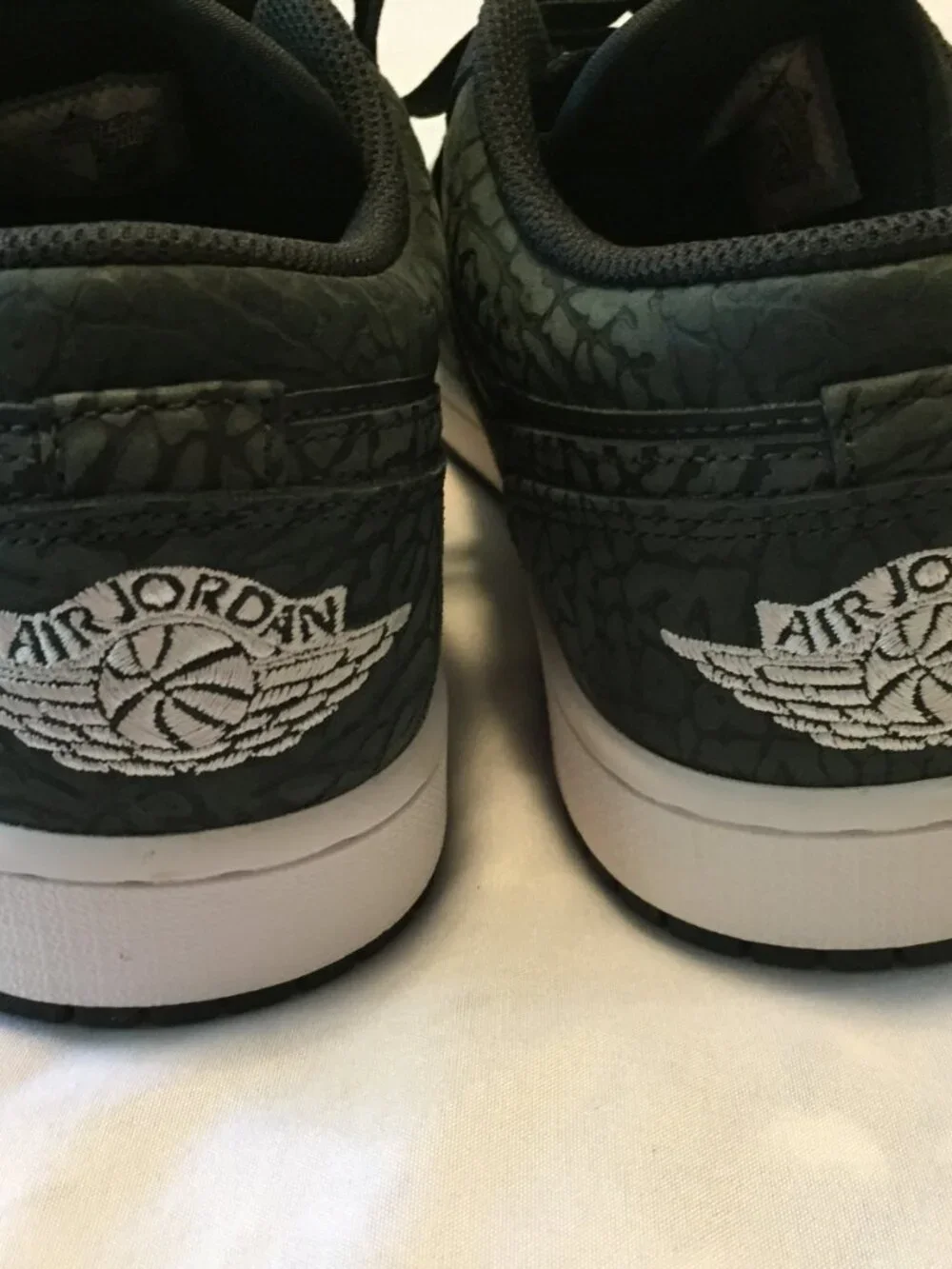 Air Jordan 1 SE Low Black Elephant FB9907-001 Men's Size 9